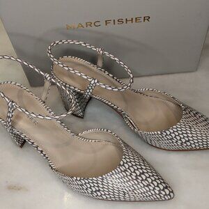 Callo Snakeskin Slingback Block Heel Pumps